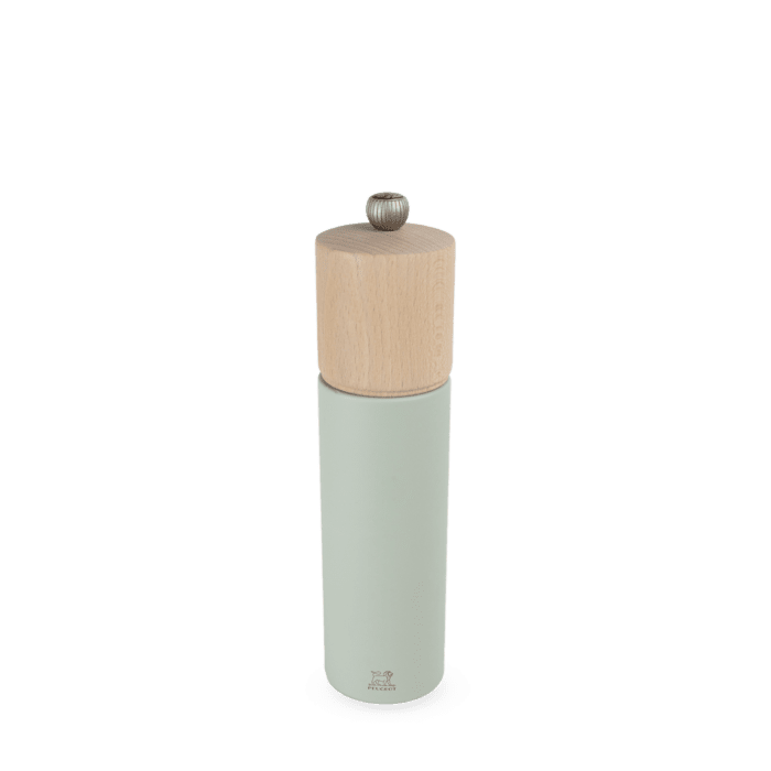 Moulin à sel manuel en bois, 21 cm - 8 po Vert sauge - Peugeot - Moulin à sel - 4432900 - La Guilde Culinaire