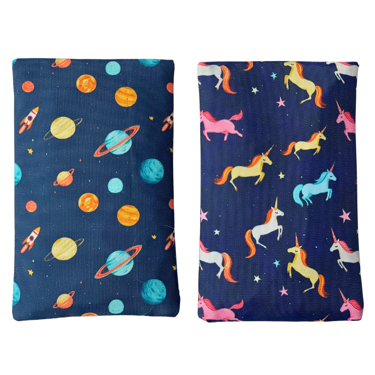 Packs de glace en gel dans des housses en tissu, lot de 2 - Espace & Licornes - Yumbox - Boîte à repas - - La Guilde Culinaire