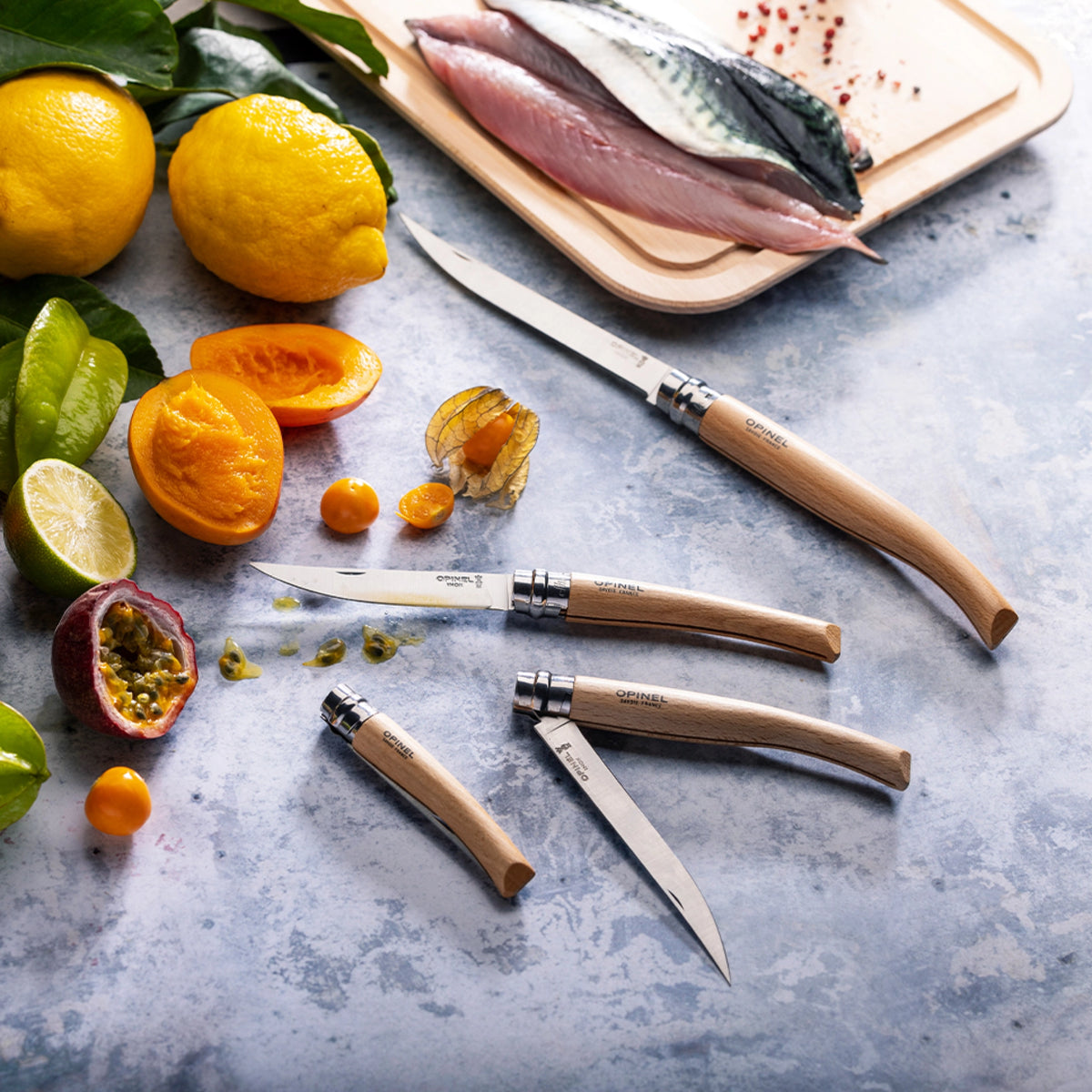 Opinel - N°12 Couteau Effilé Hêtre - Opinel - Couteau parallèle - - La Guilde Culinaire