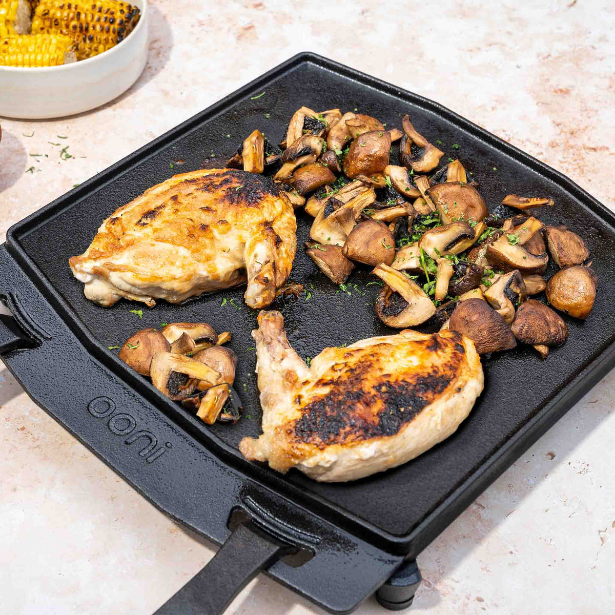 Poêle à griller en fonte double face, planche inox Ooni - Ooni - Poêle en fonte - - La Guilde Culinaire