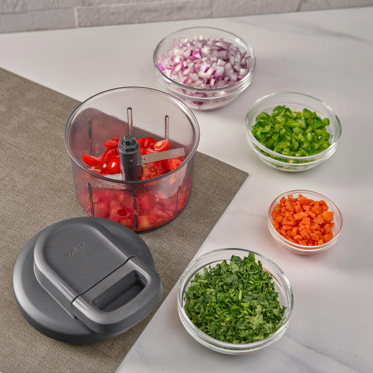 Hachoir manuel Easy Pull - Zyliss - Broyeur et hachoir - - La Guilde Culinaire