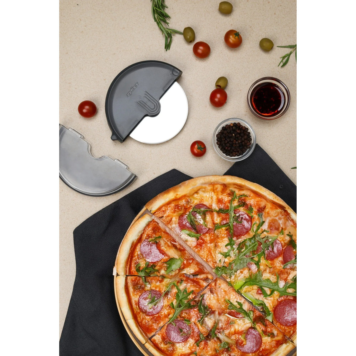Roulette à Pizza Zyliss - Zyliss - Roulette à pizza - - La Guilde Culinaire