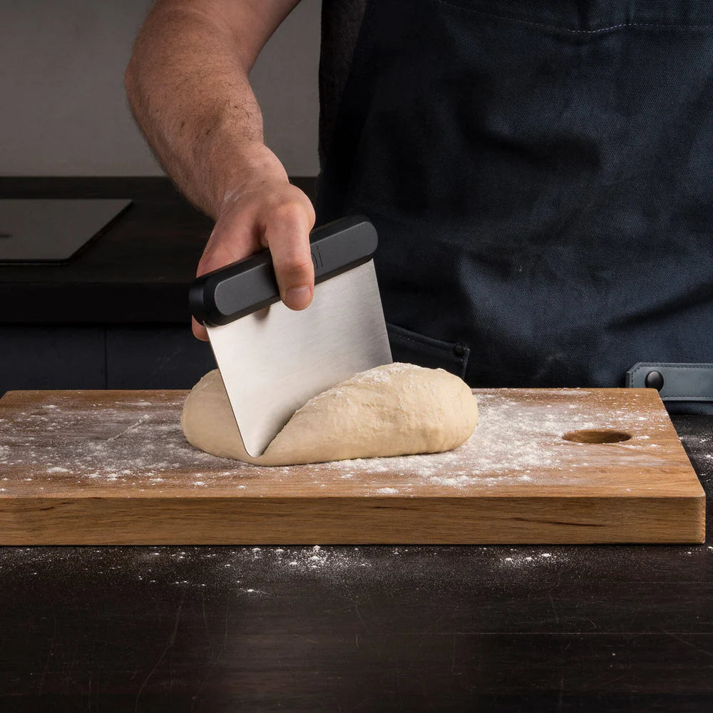 Coupe-pâte à pizza - Ooni - Racloir - - La Guilde Culinaire