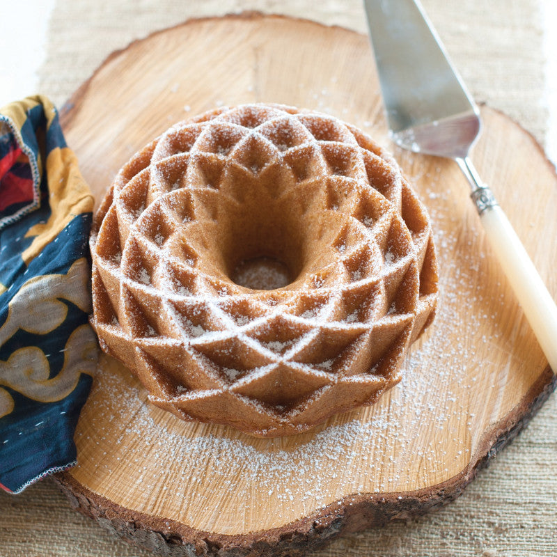 Moule à gâteau Bundt Jubilee Gold - Nordic Ware - Moule à gâteaux - - La Guilde Culinaire