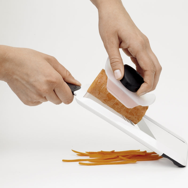 Mandoline manuelle - OXO - Mandoline - - La Guilde Culinaire