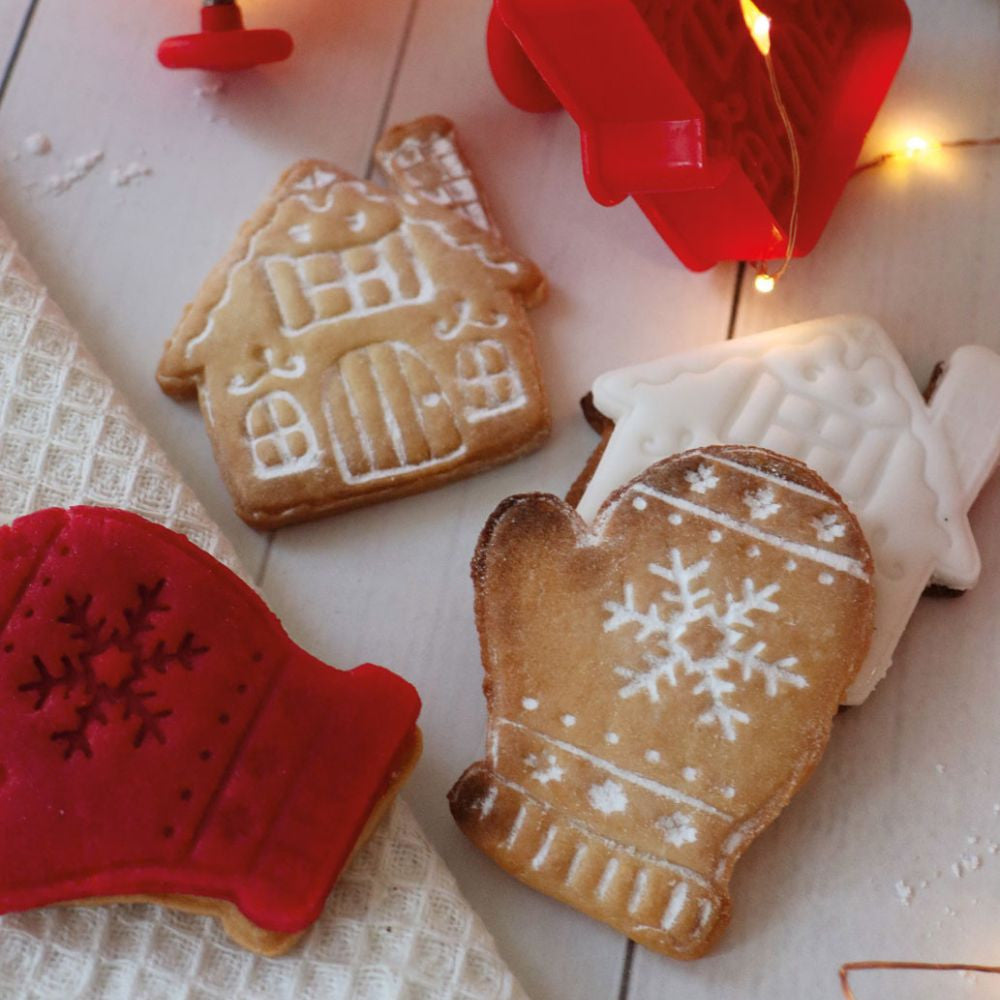 Emporte-pièces éjecteurs pour biscuits Christmas x2 - ScrapCooking - Accessoire de découpe - - La Guilde Culinaire