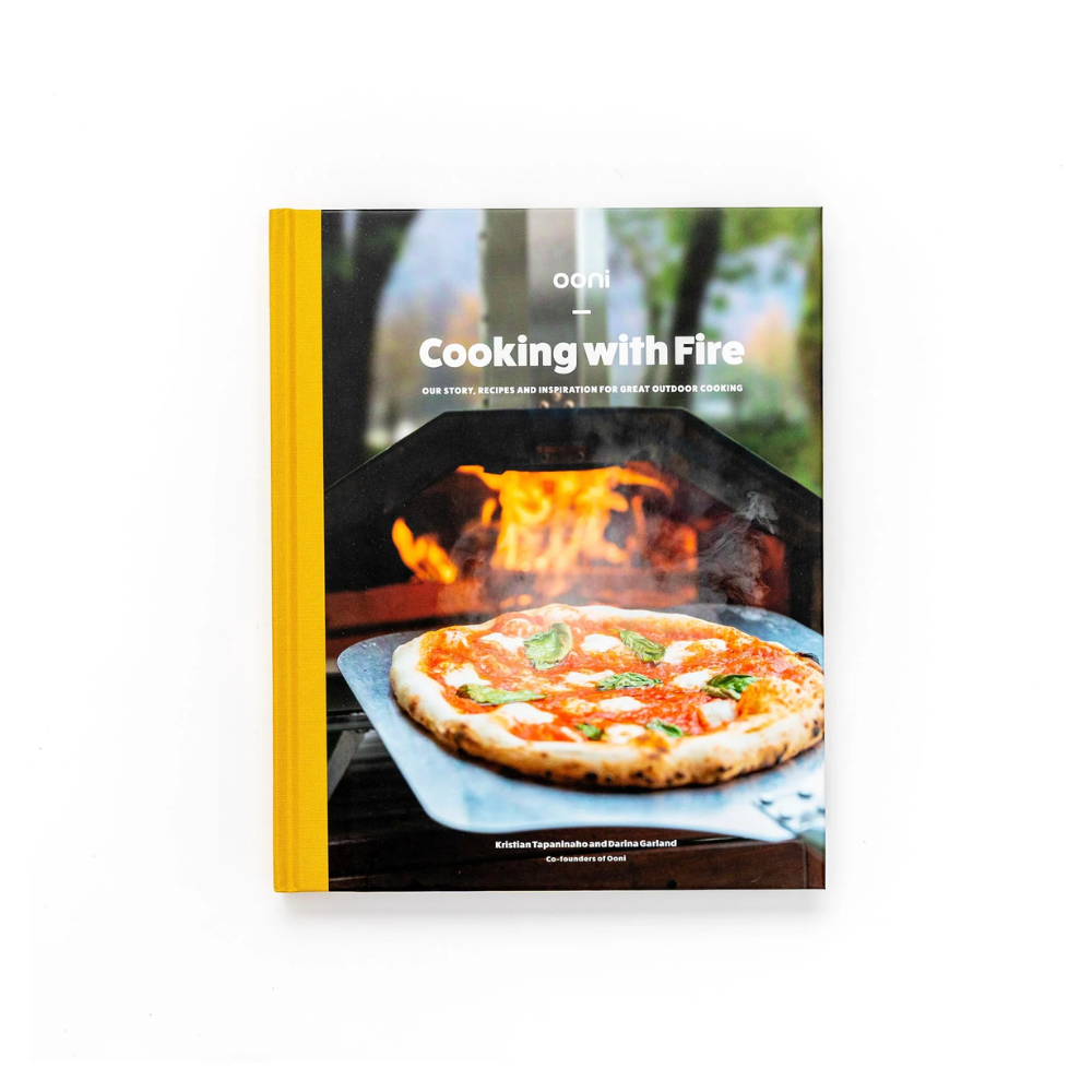 Livre de recettes Ooni : « Cooking with Fire » (anglais uniquement)    - Ooni - Livre -  - La Guilde Culinaire