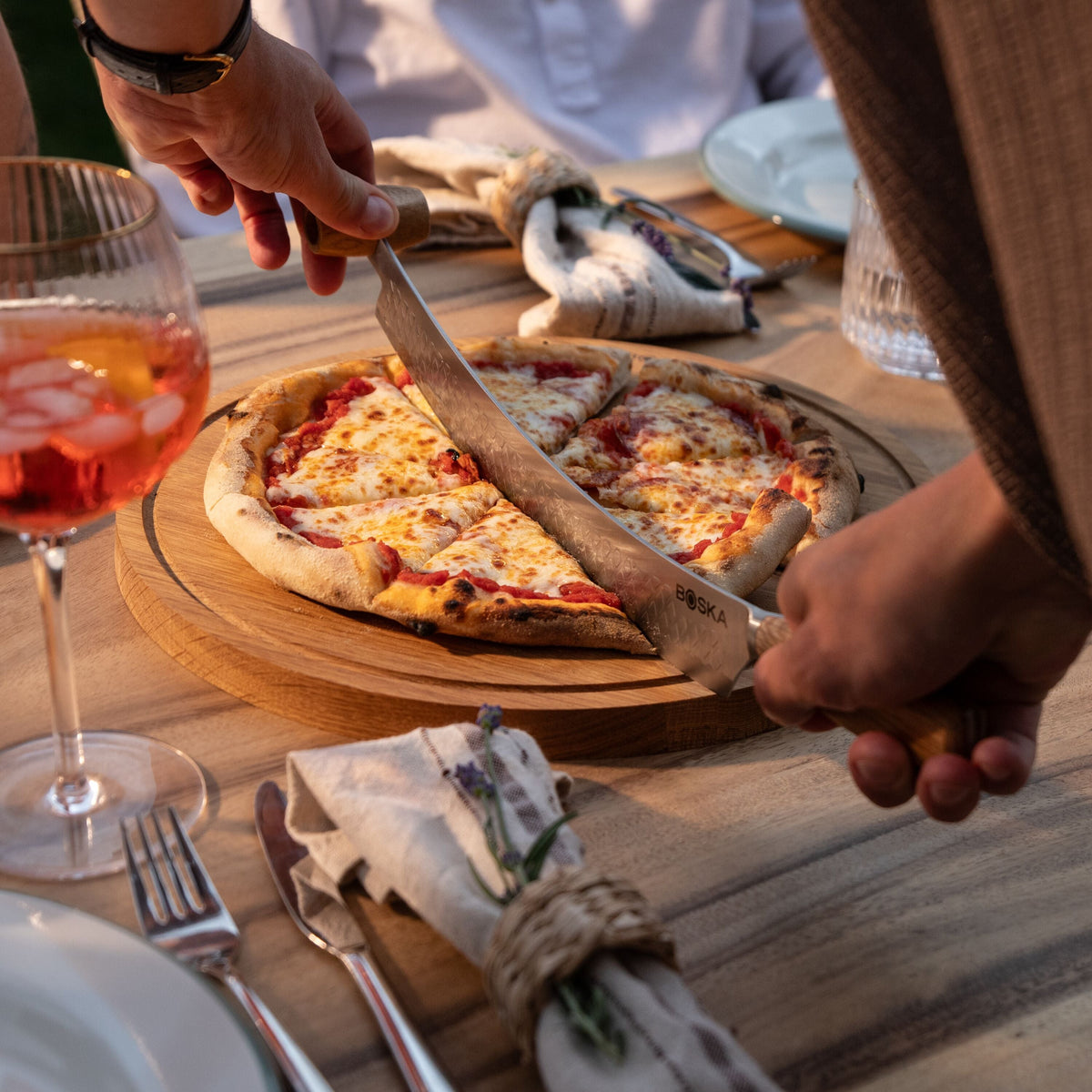 BOSKA Oslo+ Couteau à Pizza et Fromage No.4 - Boska - Accessoire de découpe de pizza - - La Guilde Culinaire