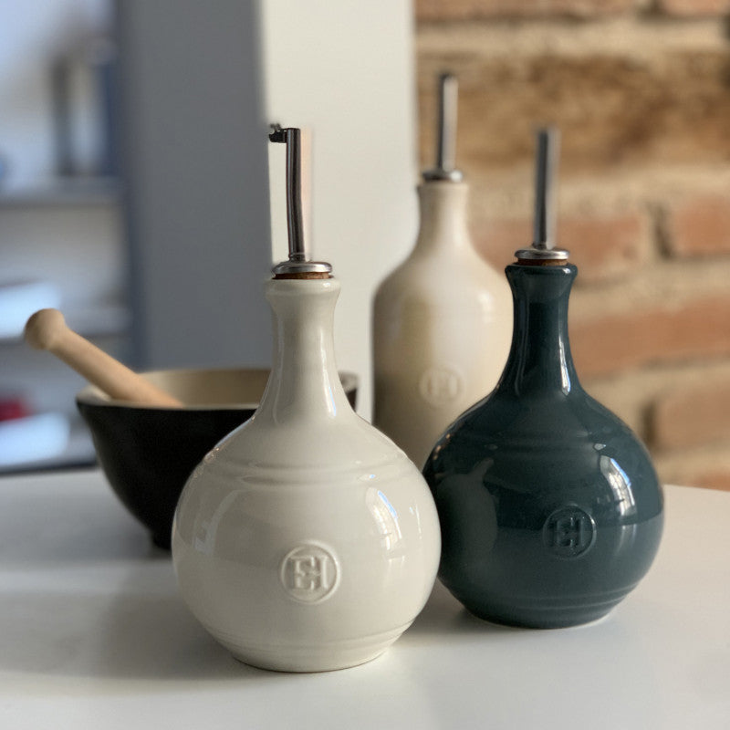 Ballon à Vinaigre - Emile Henry    - Emile Henry - Bouteille pour l'huile et vinaigre -  - La Guilde Culinaire