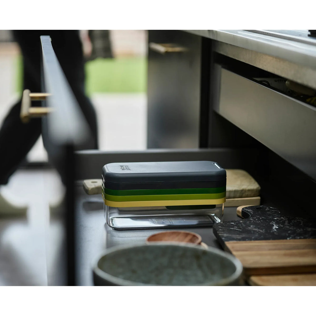 Multi-prep Compact ens. 4-en-1 pour trancher - Joseph Joseph - Râpe et zesteur - - La Guilde Culinaire