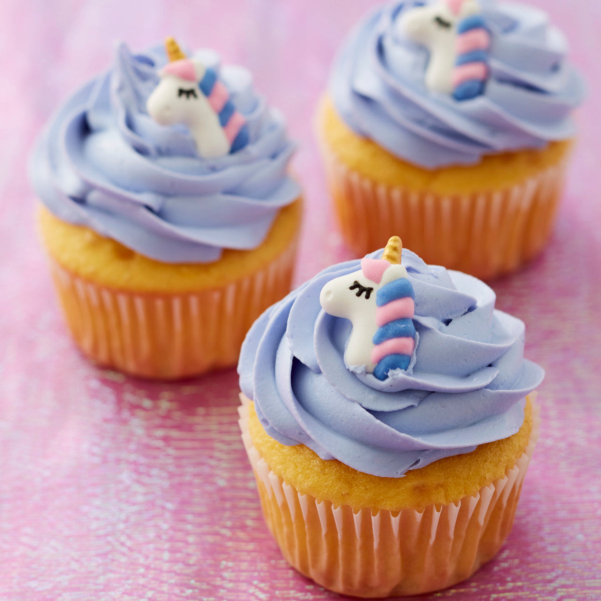 Décorations en glaçage royal Licorne, 12 pièces - Wilton - Décors sucrés - - La Guilde Culinaire