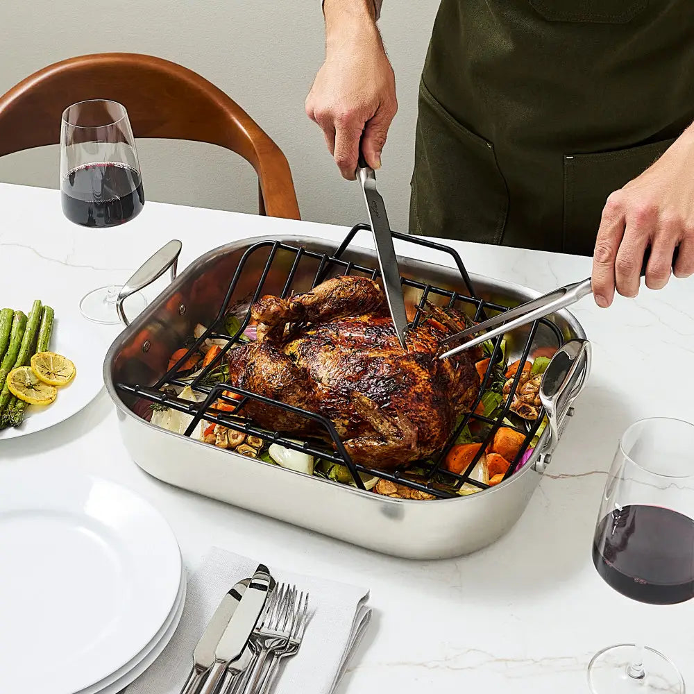Accessoires Gourmet, Grande Rôtissoire en Acier Inoxydable avec support, 13 x 16 po - All-Clad - Rôtissoire - - La Guilde Culinaire