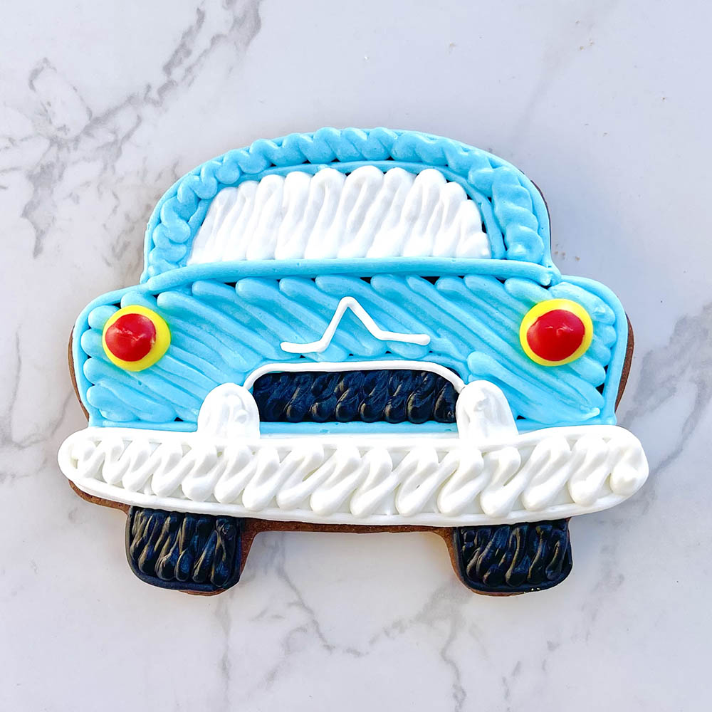 Emporte-pièce voiture de face, 2.8" x 3.75"    - Ann Clark Cookie Cutters - Emporte-pièce -  - La Guilde Culinaire
