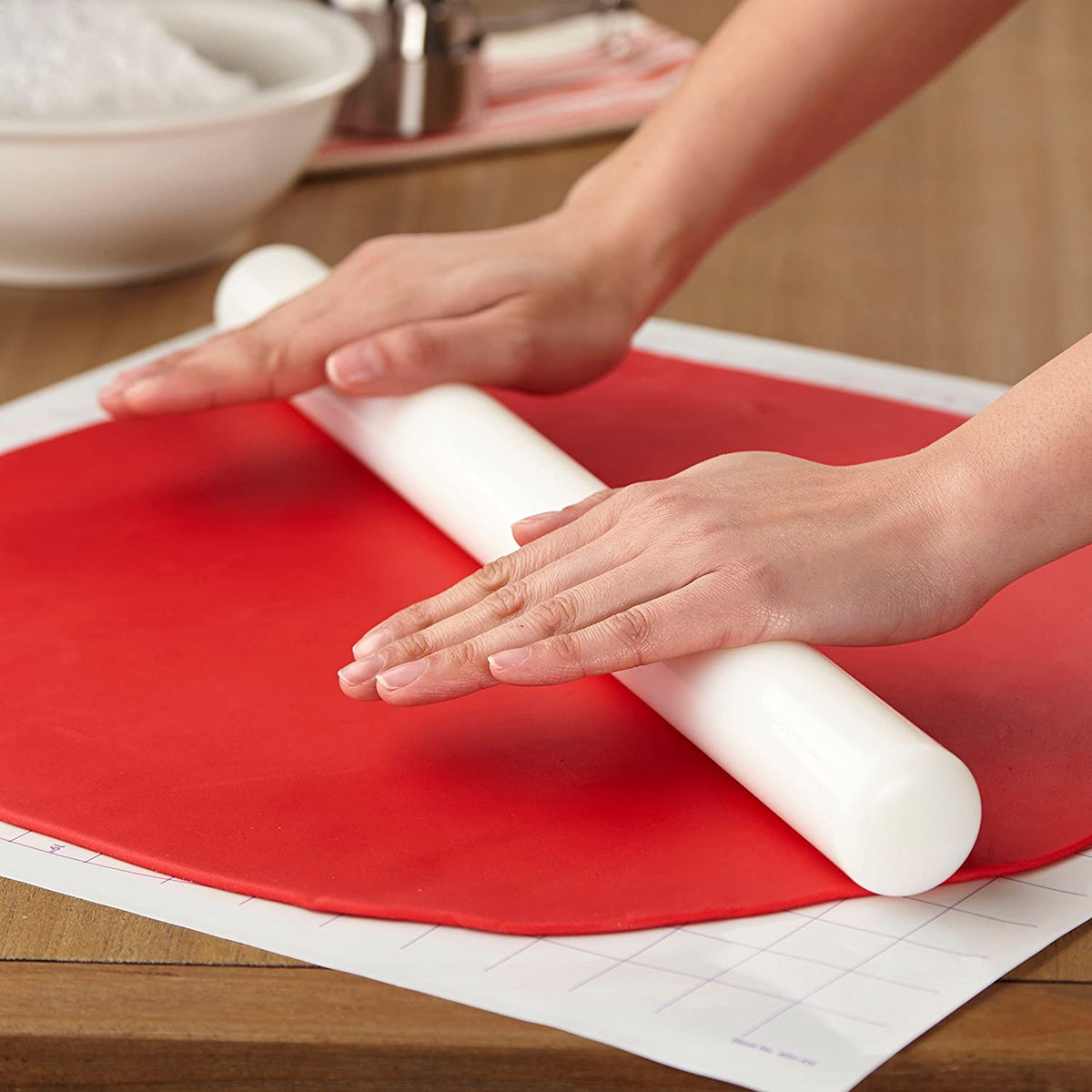 Grand rouleau à fondant avec anneaux-guides Wilton 20"    - Wilton - Rouleau à fondant -  - La Guilde Culinaire