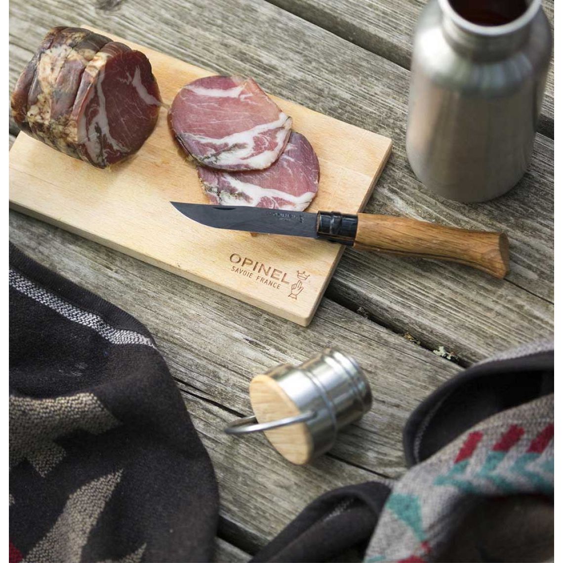Opinel - N°08  Couteau de poche Édition Chêne Black    - Opinel - Couteau de poche -  - La Guilde Culinaire