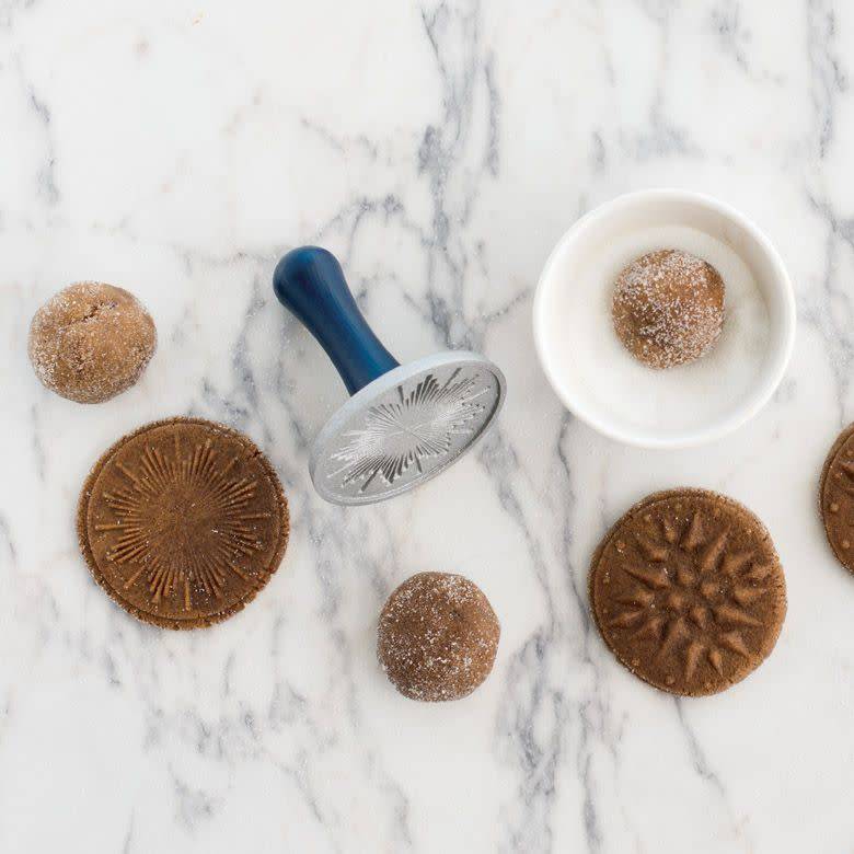 Tampon à biscuit Forme Starry Night à l'unité    - Nordic Ware - Tampon à biscuit -  - La Guilde Culinaire