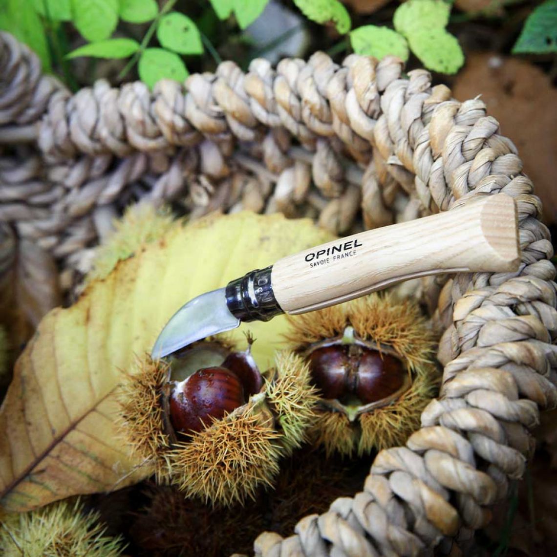 Opinel - N°07 Châtaignes Ail et Dénoyautage    - Opinel - Couteau de poche -  - La Guilde Culinaire